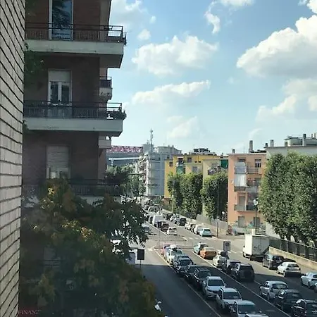 Apartment Zeus-08: Splendido Monolocale, Zona San Siro Milan